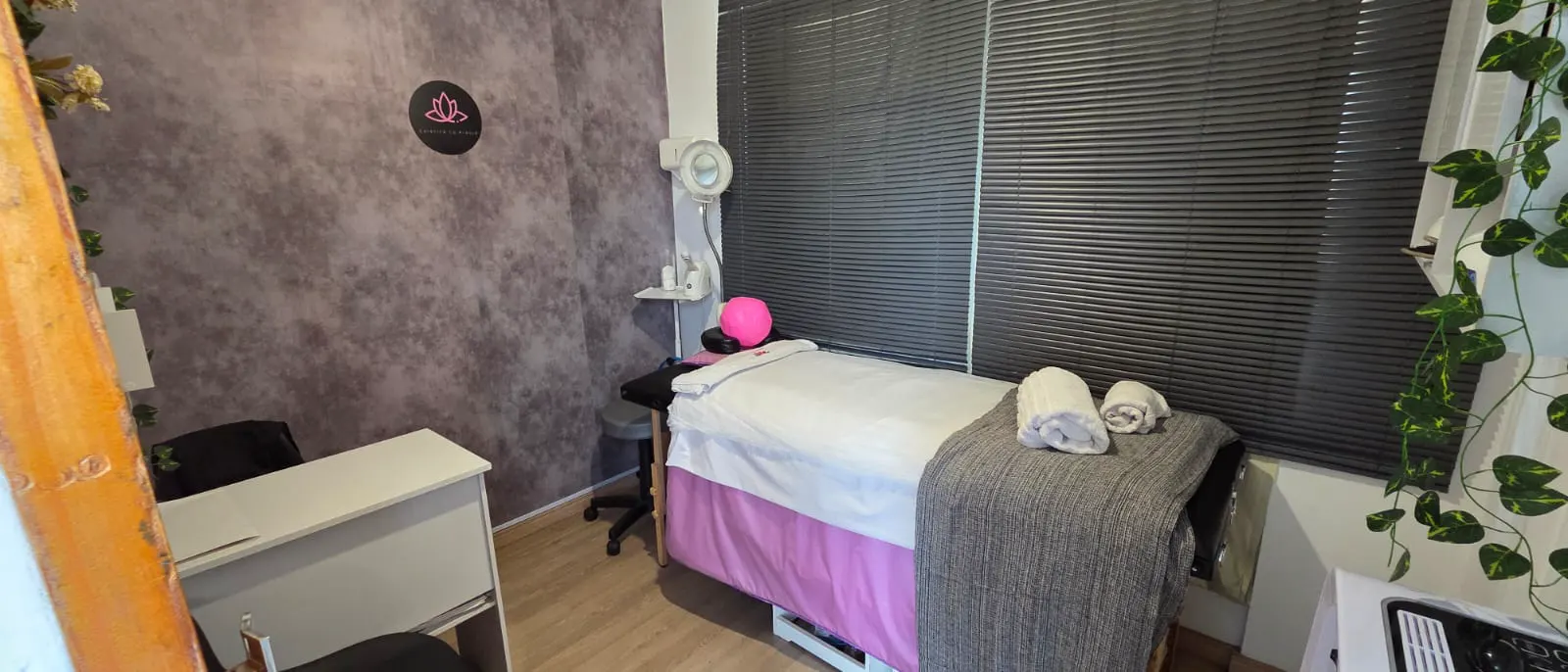 Sala de estética do Studio Aline Diório